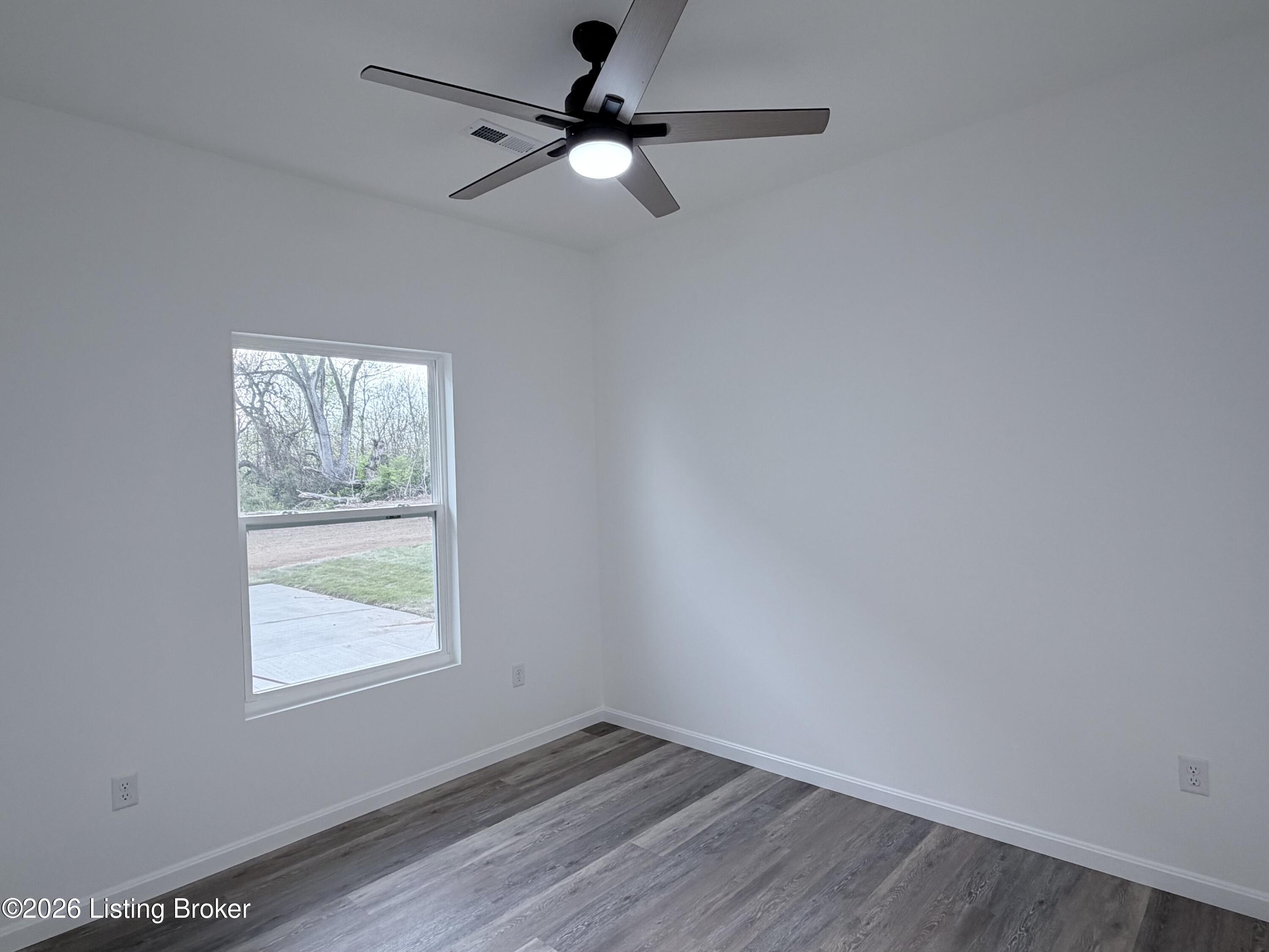95 Tanner Road Hodgenville, KY 42748 - Photo 26 of 31 IMG_6225
