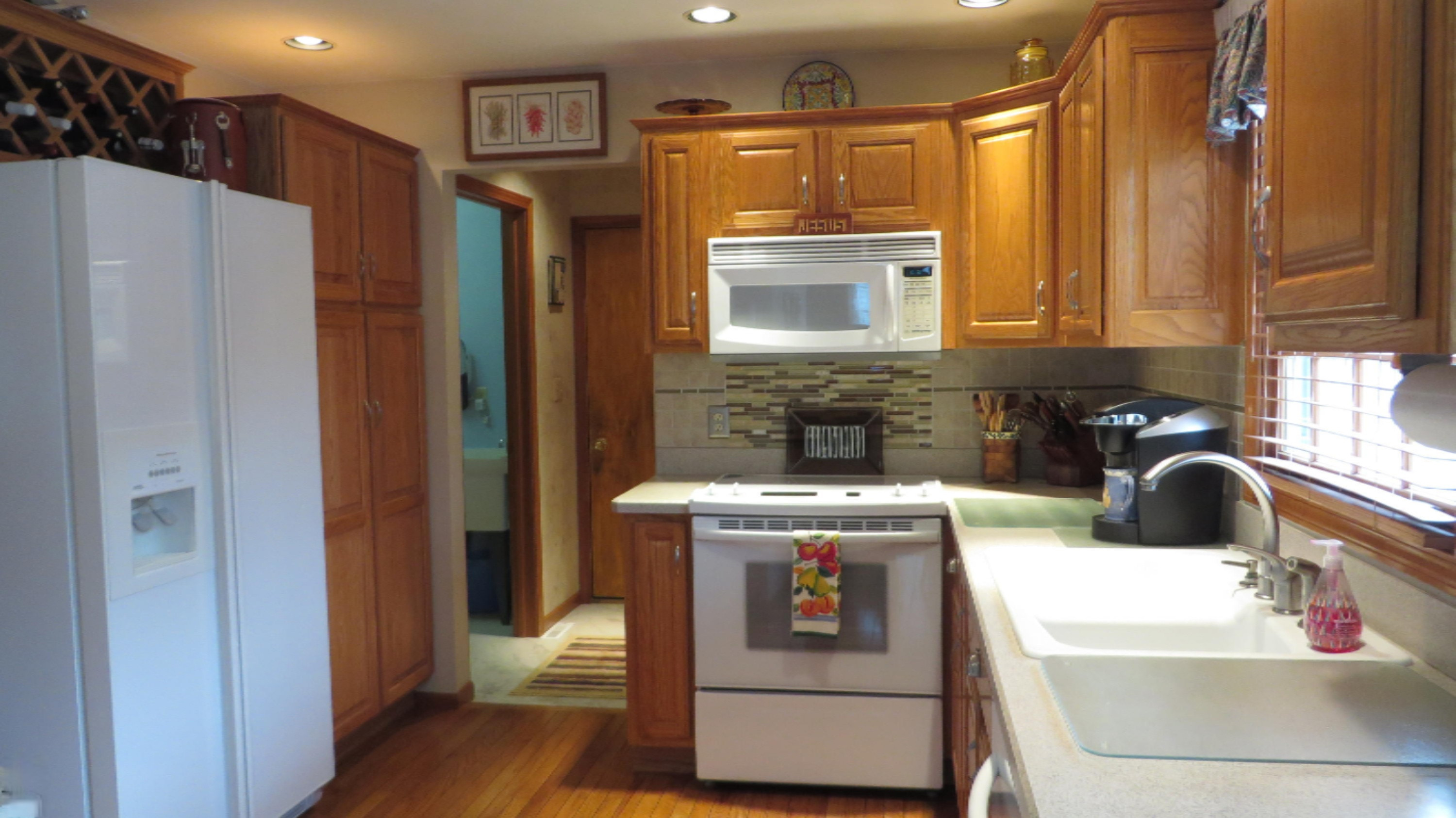 2536 Ravine Way Stevensville, MI 49127 - Photo 9 of 50 IMG_0636