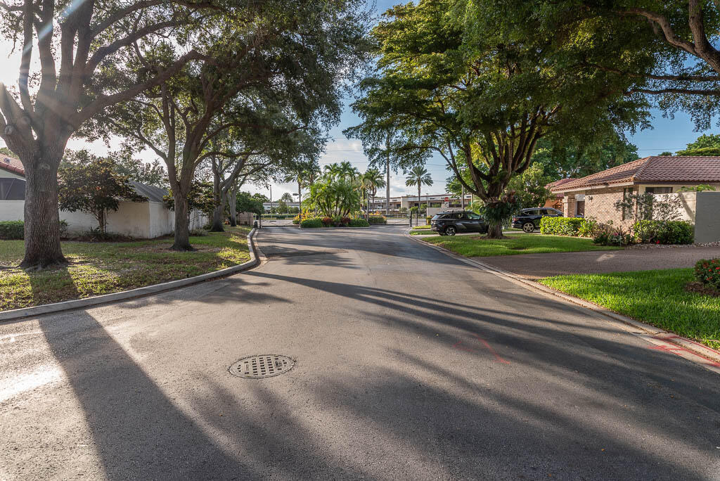 6876 Palmar Court Boca Raton, FL 33433 - Photo 50 of 51 20250813-6876 Palmar Court-0008