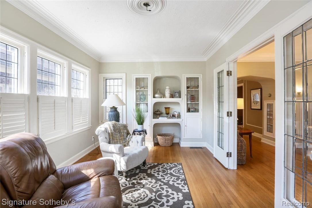 641 Washington Road Grosse Pointe, MI 48230 - Photo 8 of 44 641 Washington Rd Grosse-large-006-8-641 Washington Road Grosse-1500x1000-72dpi.jpg