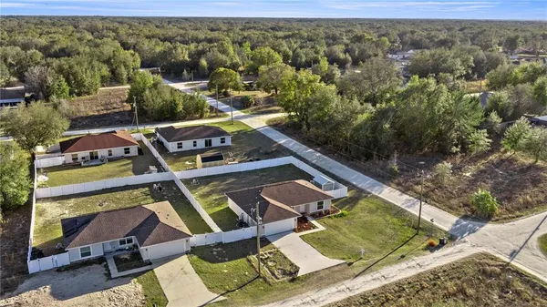 $2,200 | 13196 Southwest 106th Street, Dunnellon, FL 34432