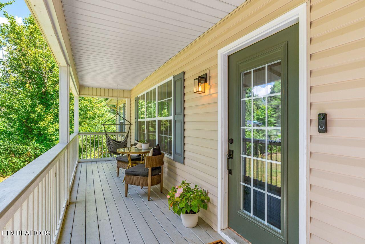 602 West Ford Valley Road Knoxville, TN 37920 - Photo 2 of 26 Covered Porch