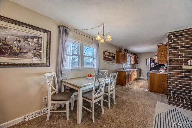 $205,000 | 704 Madison Street, Waynesville, MO 65583