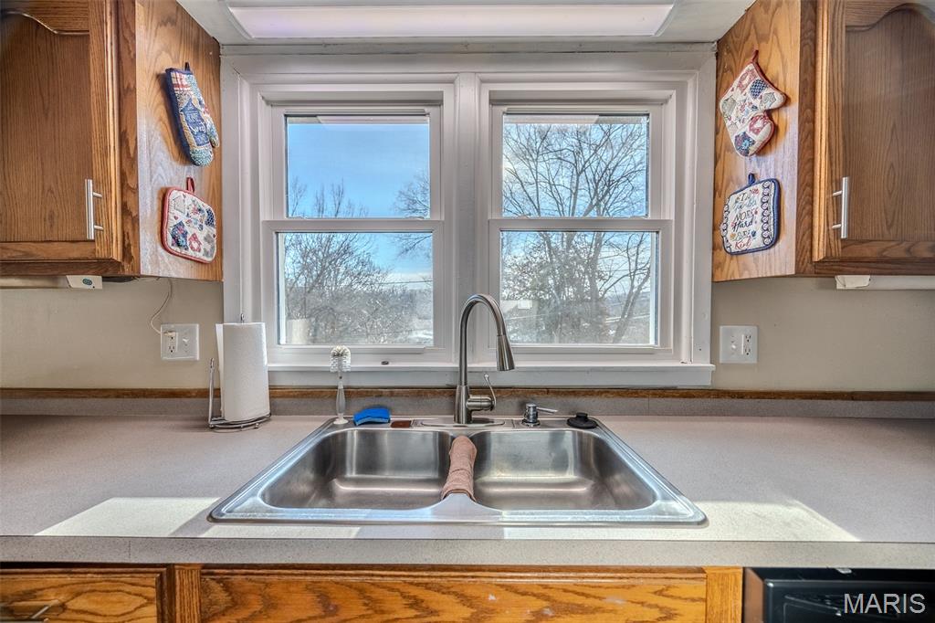 704 Madison Street Waynesville, MO 65583 - Photo 19 of 48