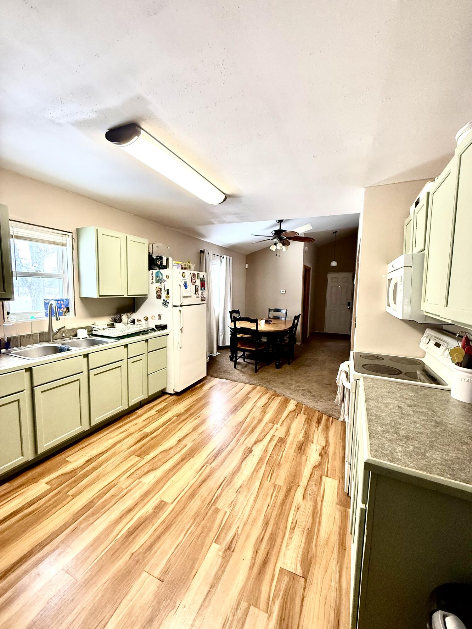 720 Ray Street Kalamazoo, MI 49048 - Photo 15 of 20 IMG_3255