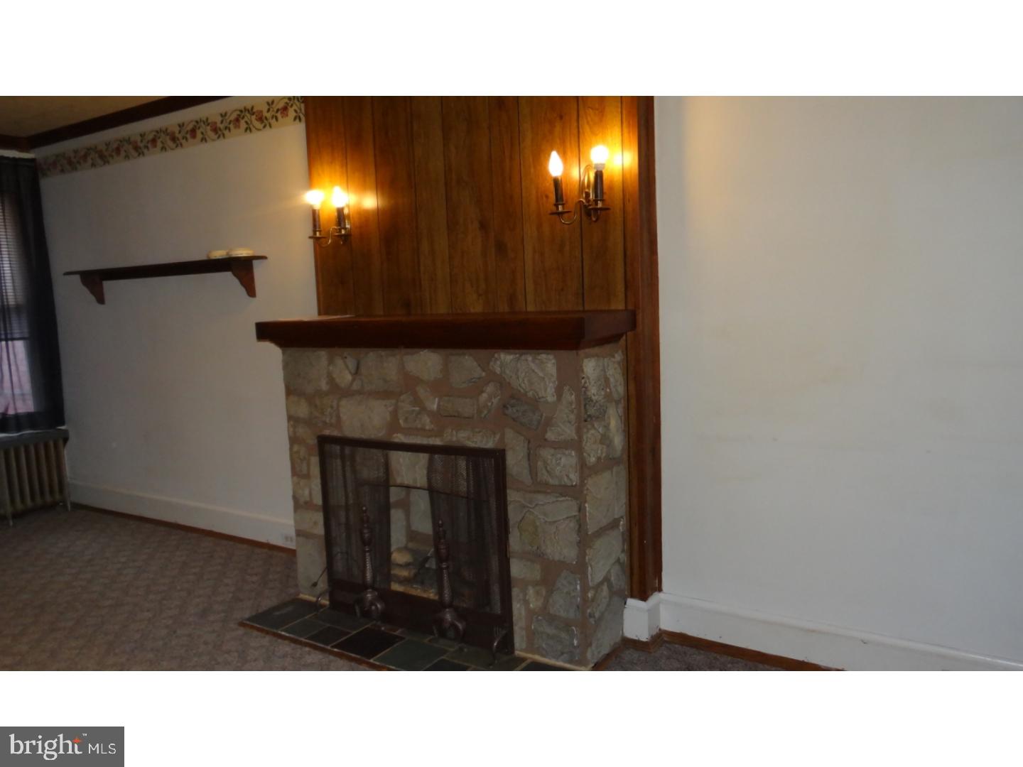 1323 Locust Street Reading, PA 19604 - Photo 3 of 12 Gallery Image 3