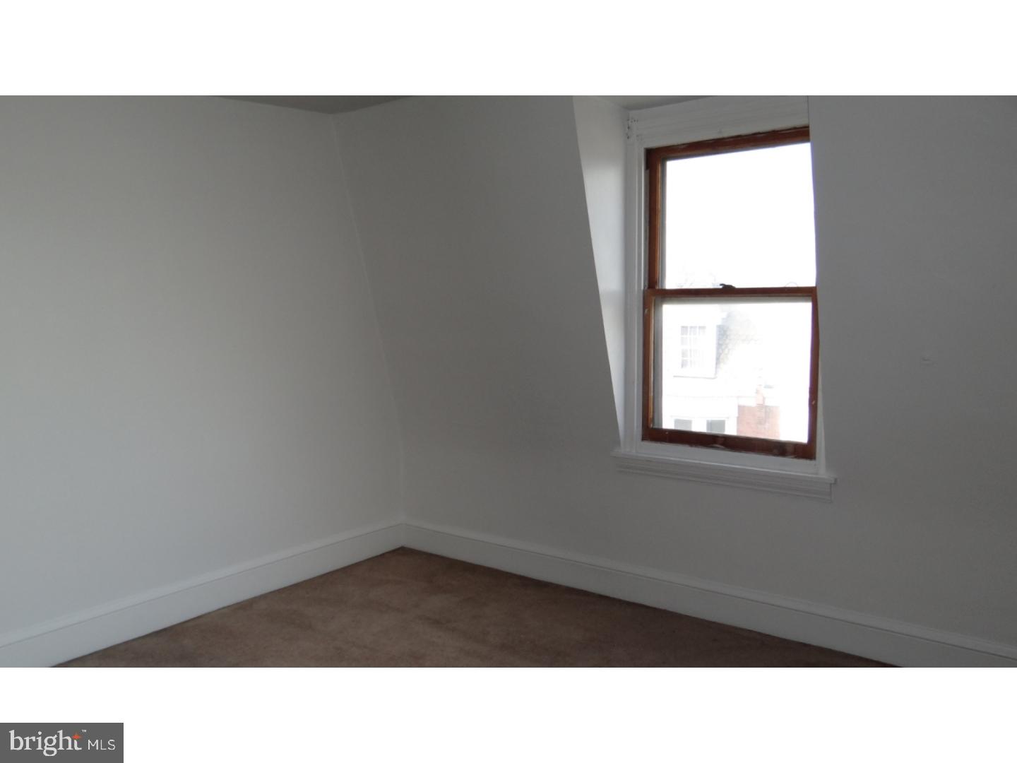 1323 Locust Street Reading, PA 19604 - Photo 10 of 12 Gallery Image 10