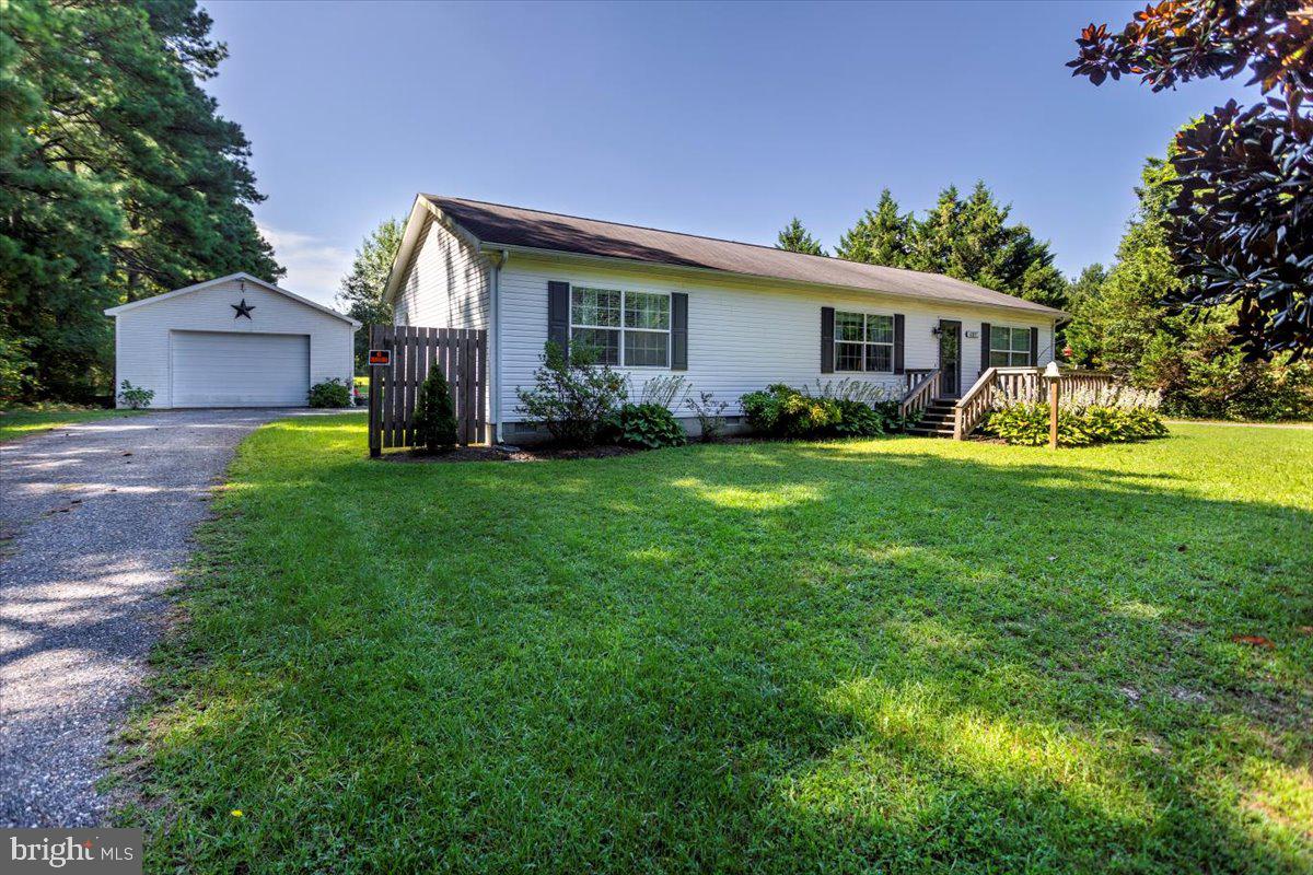 6117 Delaware Line Road Rhodesdale, MD 21659 - Photo 2 of 23 Front View