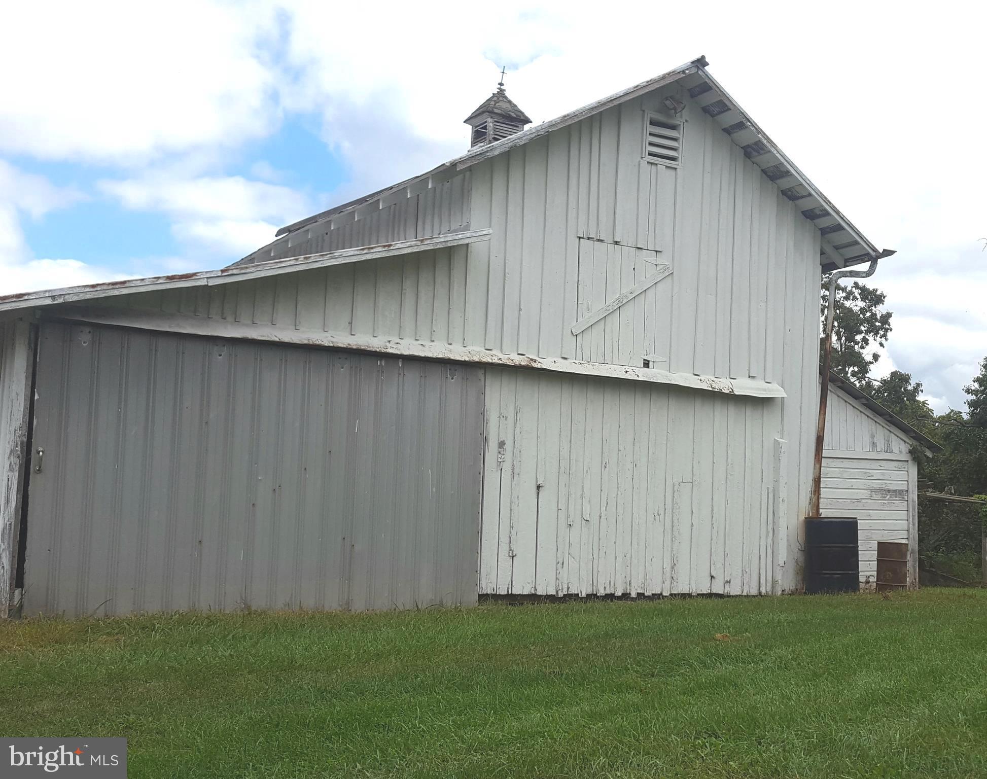 534 Punch Run Road Front Royal, VA 22630 - Photo 2 of 27 a backyard of a house