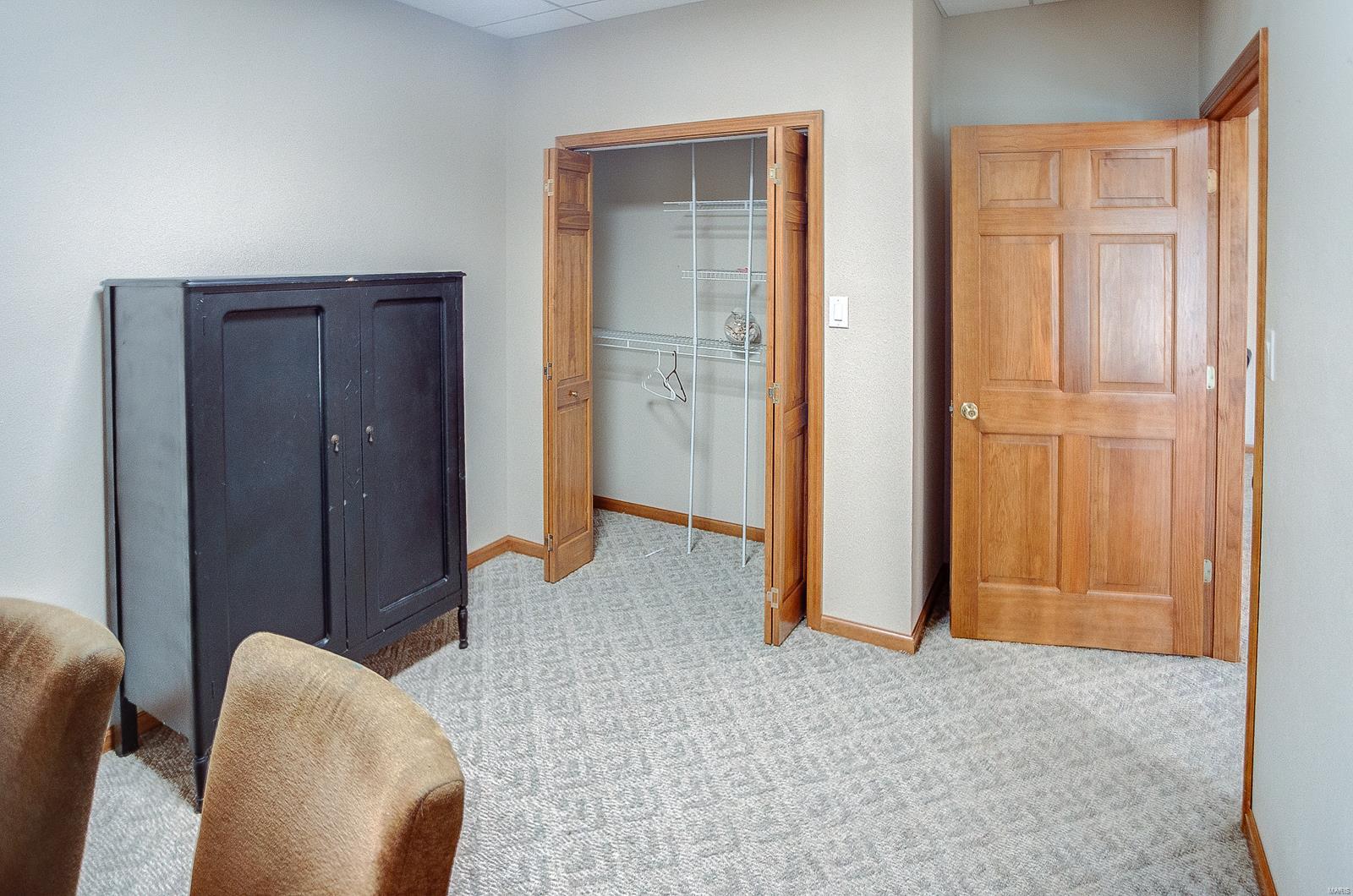 3226 Terpening Road Alton, IL 62002 - Photo 39 of 51