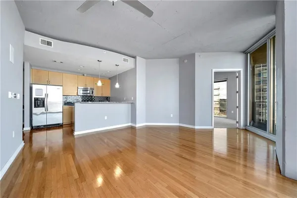 $2,995 | 400 West Peachtree Street Northwest, Unit 2504, Atlanta, GA 30308