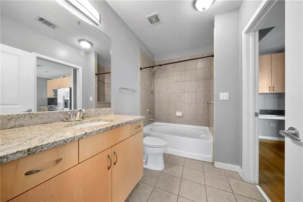 $2,995 | 400 West Peachtree Street Northwest, Unit 2504, Atlanta, GA 30308