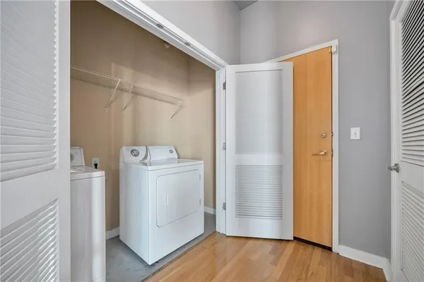 $2,995 | 400 West Peachtree Street Northwest, Unit 2504, Atlanta, GA 30308