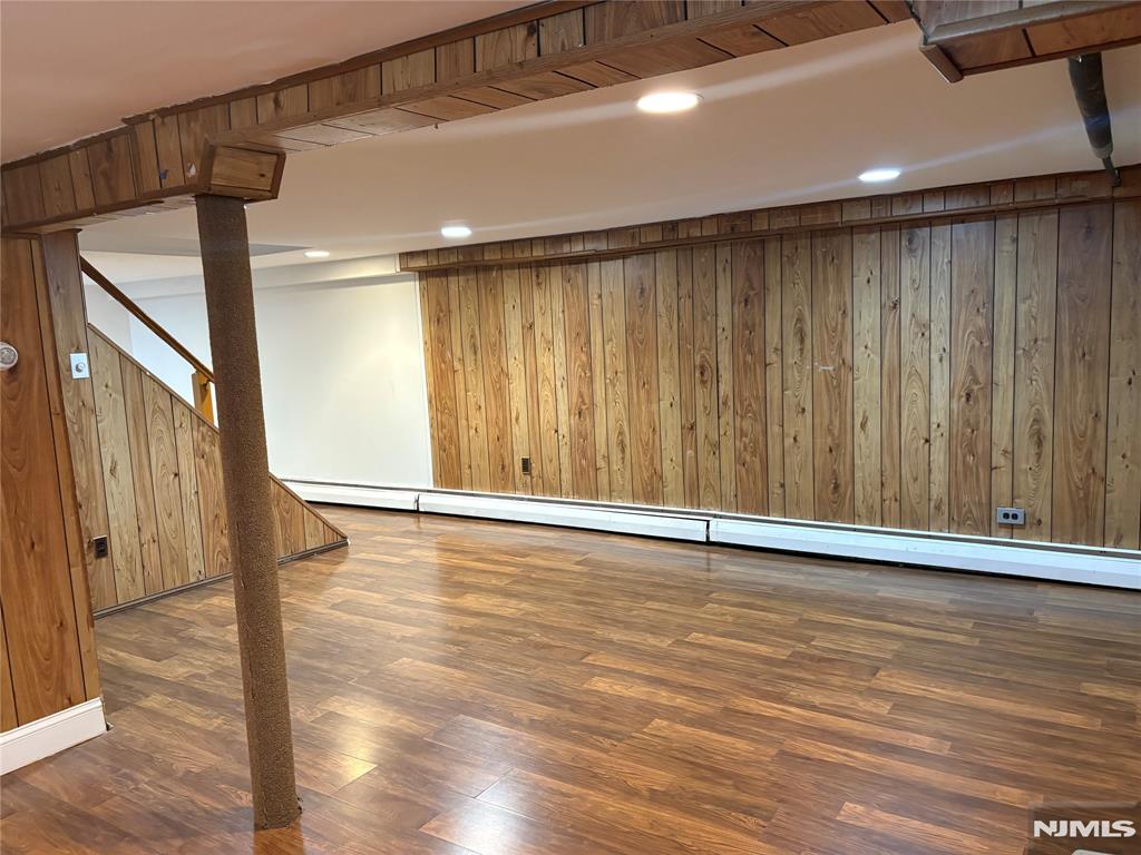 19 Bryant Street Paramus, NJ 07652 - Photo 13 of 19