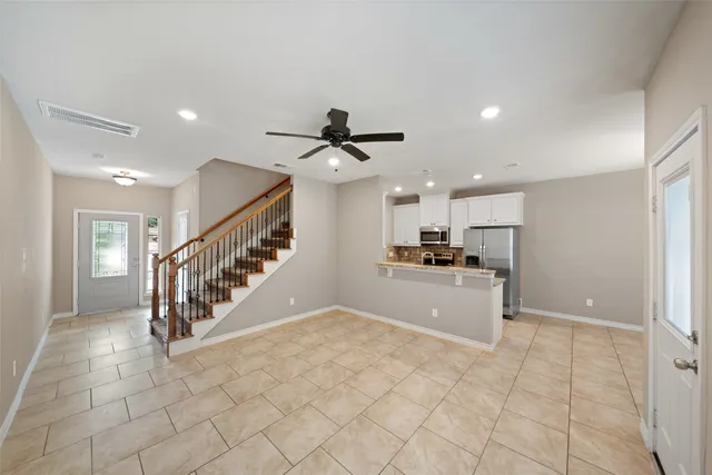 $1,580 | 1413 East April Villa, Unit B, Montgomery, TX 77356