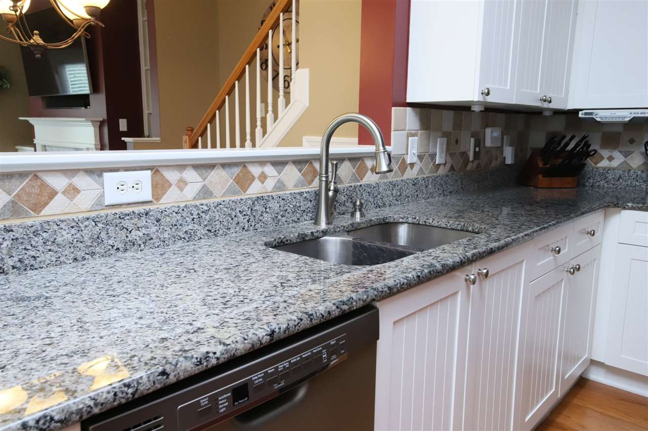 2101 Metacomet Way Raleigh, NC 27604 - Photo 5 of 29 view of kitchen