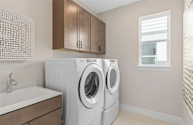 $794,990 | 11317 Split Oak Lane, Orlando, FL 32832