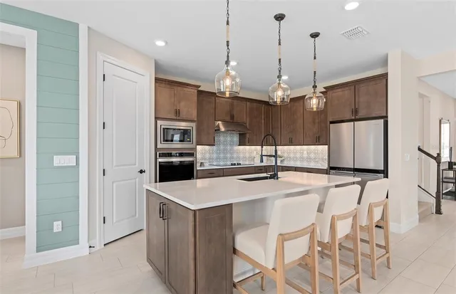 $794,990 | 11317 Split Oak Lane, Orlando, FL 32832