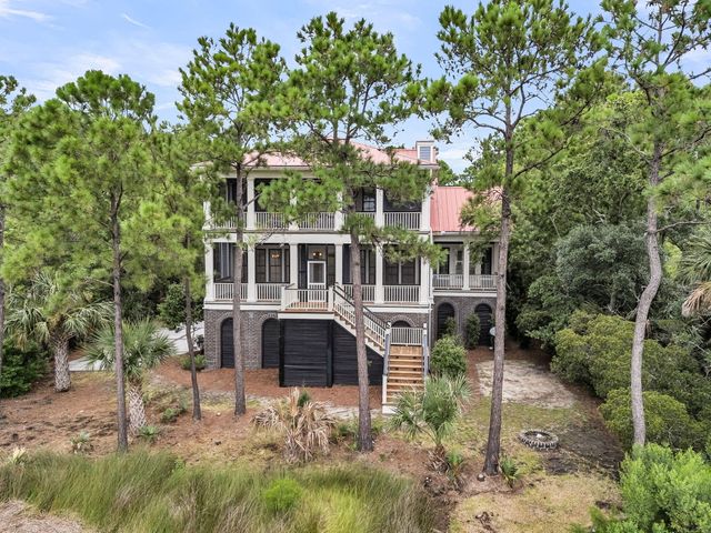 $1,775,000 | 409 Buffware Court, Charleston, SC 29492