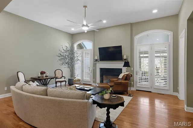 $795,000 | 724 Clayton Corners Drive, Ballwin, MO 63011