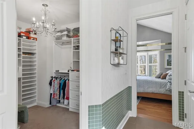 $795,000 | 724 Clayton Corners Drive, Ballwin, MO 63011