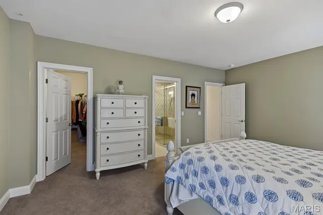 $795,000 | 724 Clayton Corners Drive, Ballwin, MO 63011