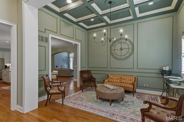 $795,000 | 724 Clayton Corners Drive, Ballwin, MO 63011