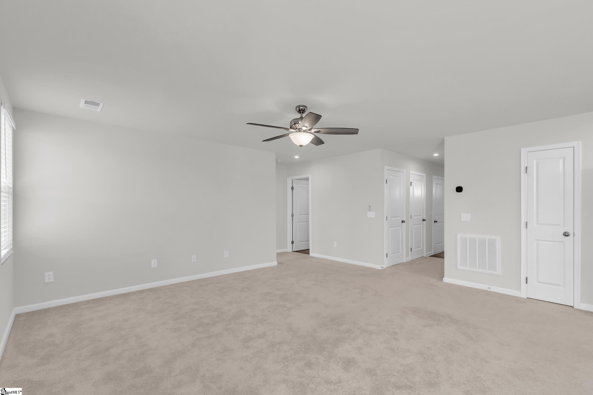 331 Callie Way Easley, SC 29642 - Photo 4 of 32