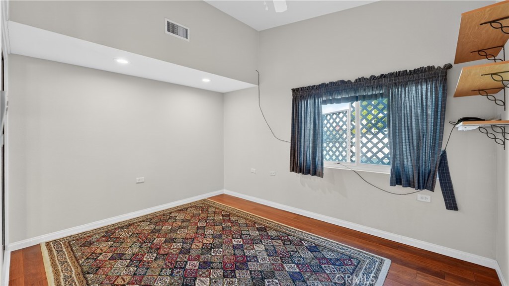 1462 Merion Way, Unit 30G Long Beach, CA 90803 - Photo 15 of 38