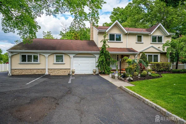 $1,075,000 | 688 Grove Avenue, Edison, NJ 08820