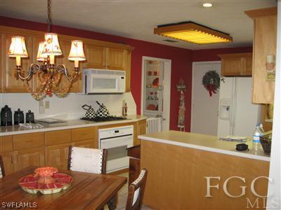 1657 Menlo Road Fort Myers, FL 33901 - Photo 15 of 25 Gallery Image 15