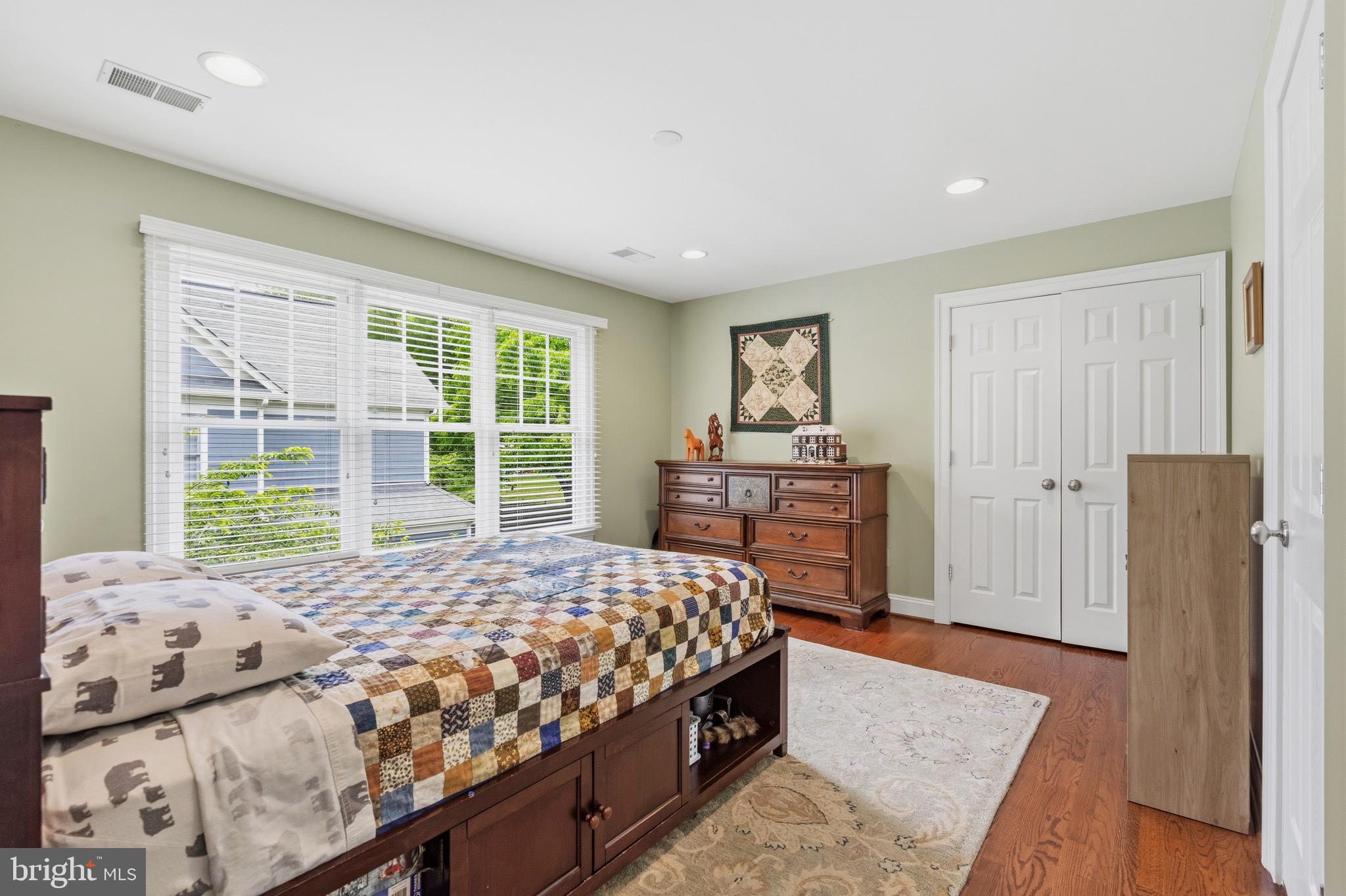 6962 Park Avenue McLean, VA 22101 - Photo 36 of 56 Bedroom 3