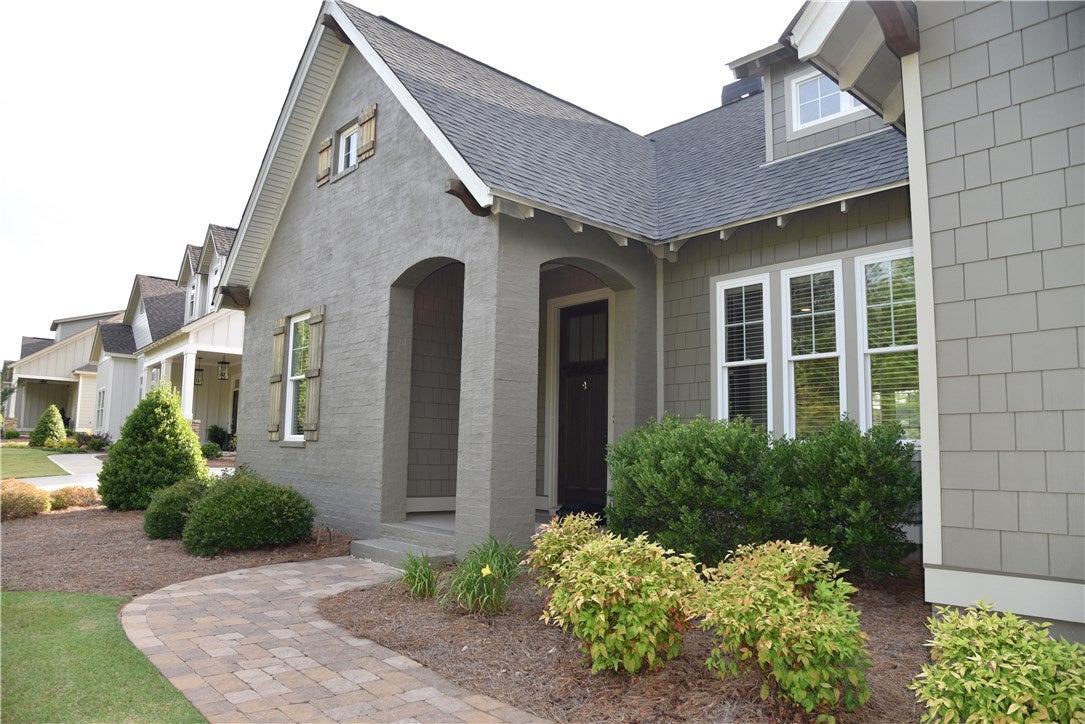 2206 Quail Ridge Opelika, AL 36801 - Photo 2 of 43 Gallery Image 2
