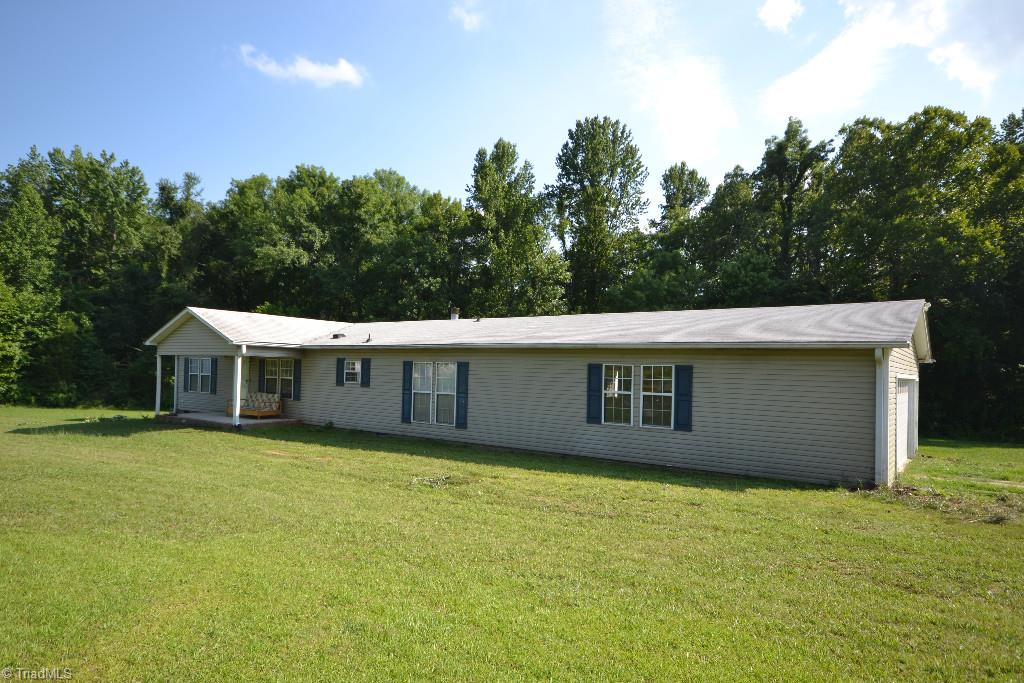 344 Deerfield Country Road Randleman, NC 27317 - Photo 6 of 30 Gallery Image 6
