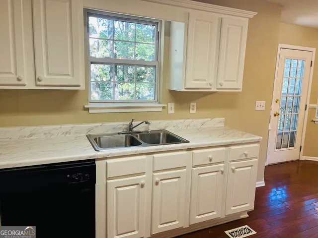 $1,650 | 129 Lost Lake Drive, Villa Rica, GA 30180