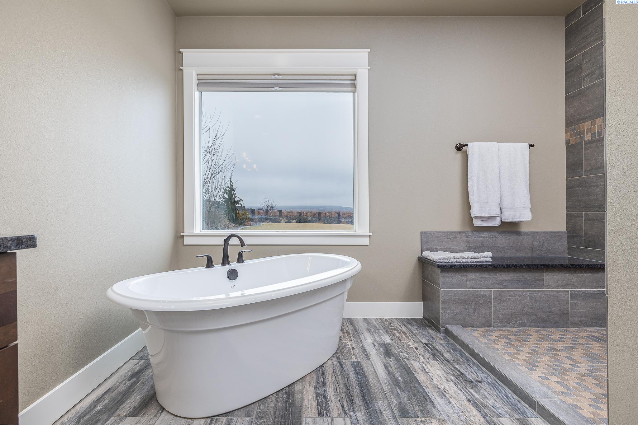 84506 Wallowa Road Kennewick, WA 99338 - Photo 18 of 37 Gallery Image 18
