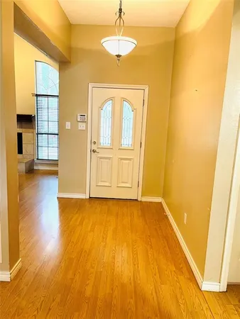 $2,300 | 804 Boxwood Drive, Lewisville, TX 75067