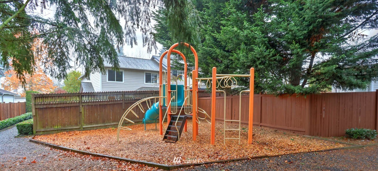18807 20th Avenue Southeast Bothell, WA 98012 - Photo 22 of 25 Gallery Image 22