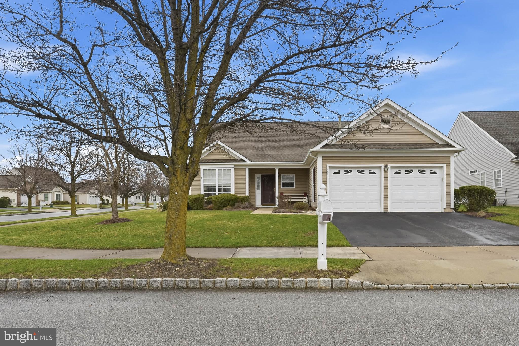 304 Daylilly Way Middletown, DE 19709 - Photo 2 of 24