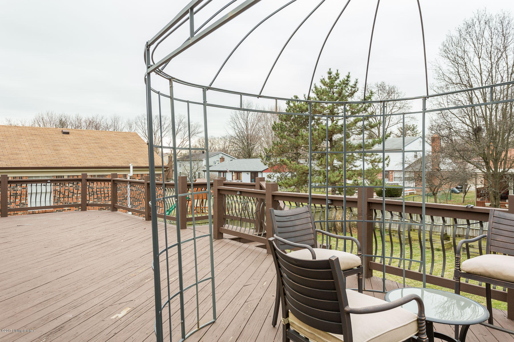 302 Hemingway Road Louisville, KY 40207 - Photo 27 of 29 Rear Deck 16' x 42'