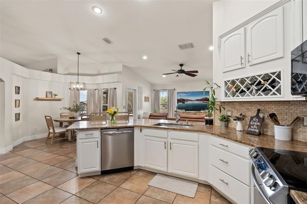 180 Compass Rose Drive Groveland, FL 34736 - Photo 19 of 42 Gallery Image 19