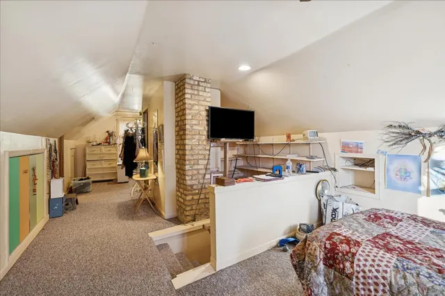 $320,000 | 29652 West Roberts Road, Island Lake, IL 60042