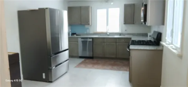 $2,100 | 38 Crossfield Road, Rochester, NY 14609