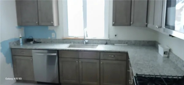 $2,100 | 38 Crossfield Road, Rochester, NY 14609