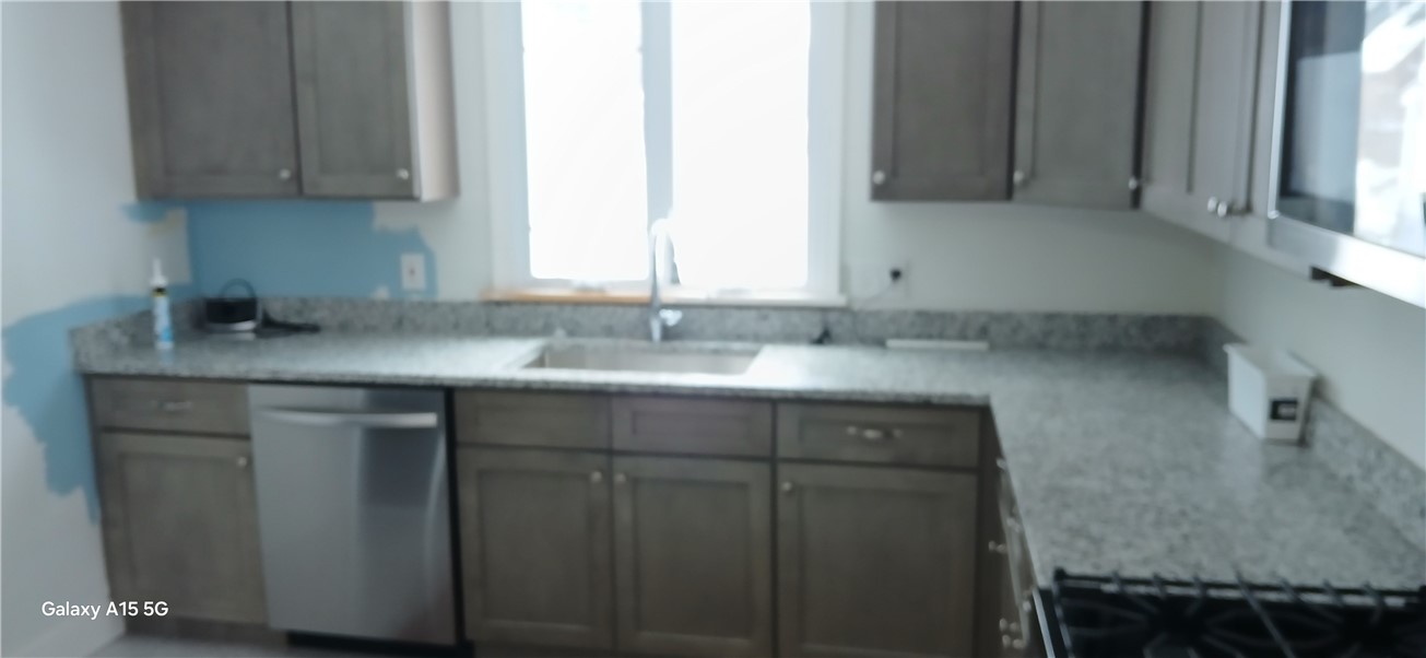 38 Crossfield Road Rochester, NY 14609 - Photo 3 of 13