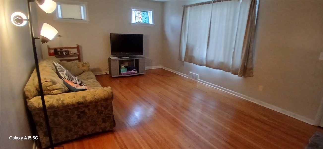 38 Crossfield Road Rochester, NY 14609 - Photo 5 of 13