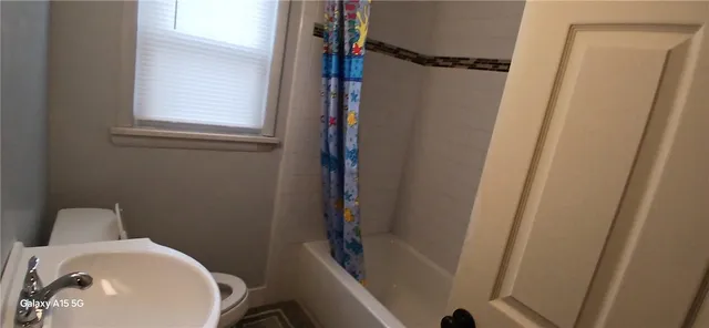 $2,100 | 38 Crossfield Road, Rochester, NY 14609