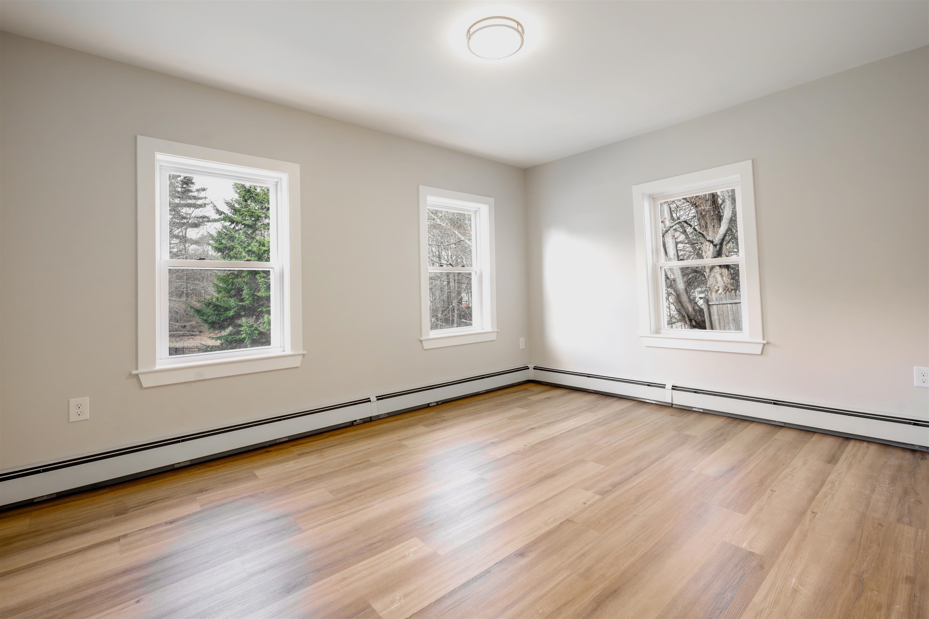 27 Washington Street Ashland, NH 03217 - Photo 20 of 26