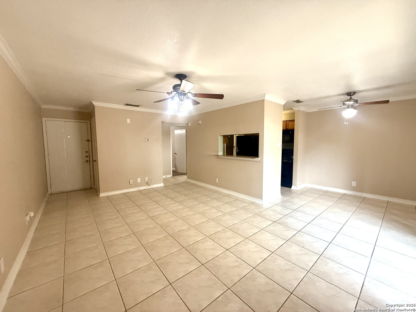 13018 Heimer, Unit 703 San Antonio, TX 78216 - Photo 7 of 28 a view of a livingroom with a dishwasher