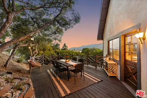 $2,595,000 | 2101 Tondolea Lane, La Canada Flintridge, CA 91011